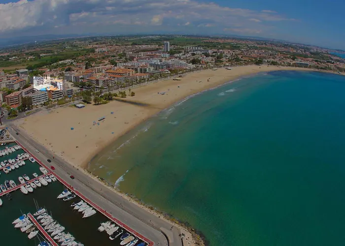 Litoral Costa Dorada - Mar Azul Only Families Apartment